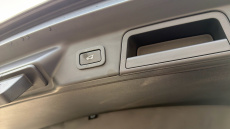 Land Rover Range Rover Velar 2.0 D200 R-Dynamic HSE 5dr Auto Diesel Estate